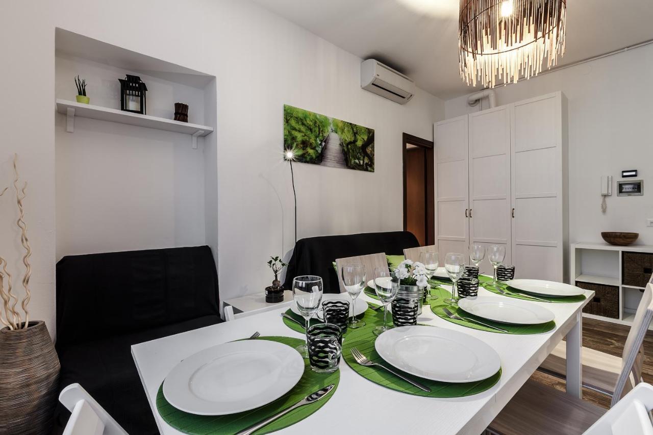 Stayeasy Fara12 - Central Station & Downtown Walking Distance มิลาน ภายนอก รูปภาพ